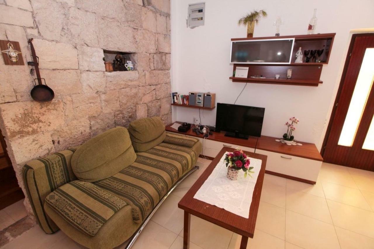 Robinson Nino Villa Bogomolje Bagian luar foto